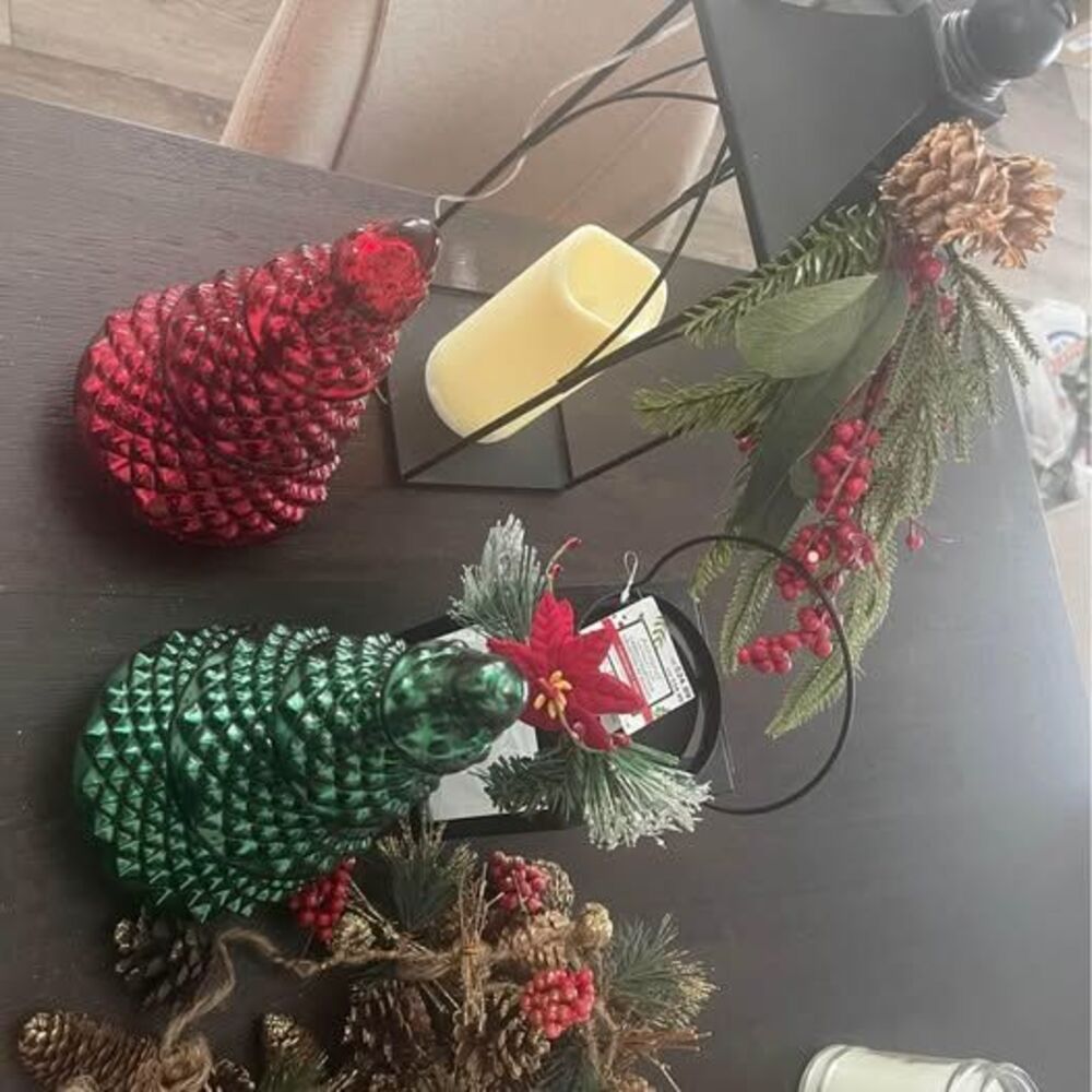 Black christmas Lanterns Garland And Decor